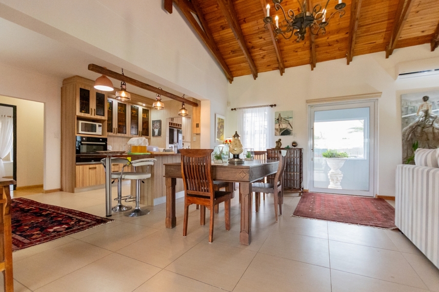 4 Bedroom Property for Sale in Country Club Western Cape
